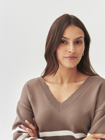 TATUUM Sweater 'ELIANA' in Beige