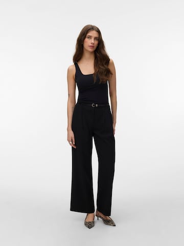 VERO MODA - Pierna ancha Pantalón plisado 'VMTahia' en negro