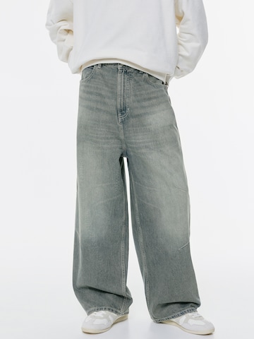 Pull&Bear Vrečasti Kavbojke | siva barva: sprednja stran