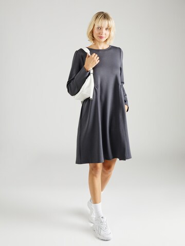 Soft Rebels - Vestido 'Caran' em cinzento