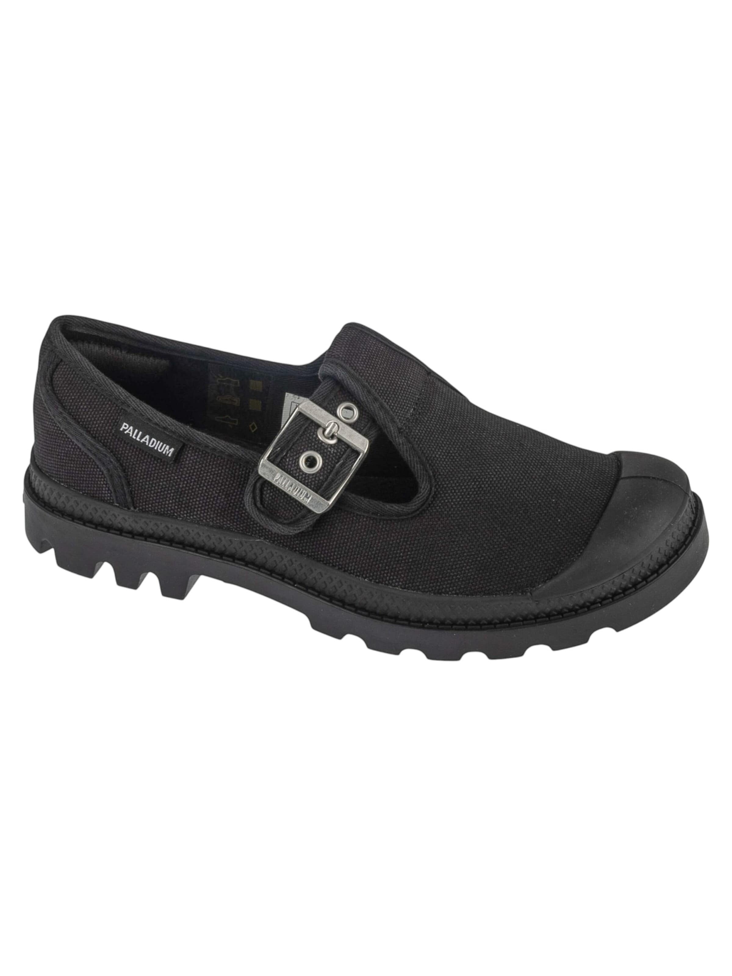 Palladium Slip-on in Black: front