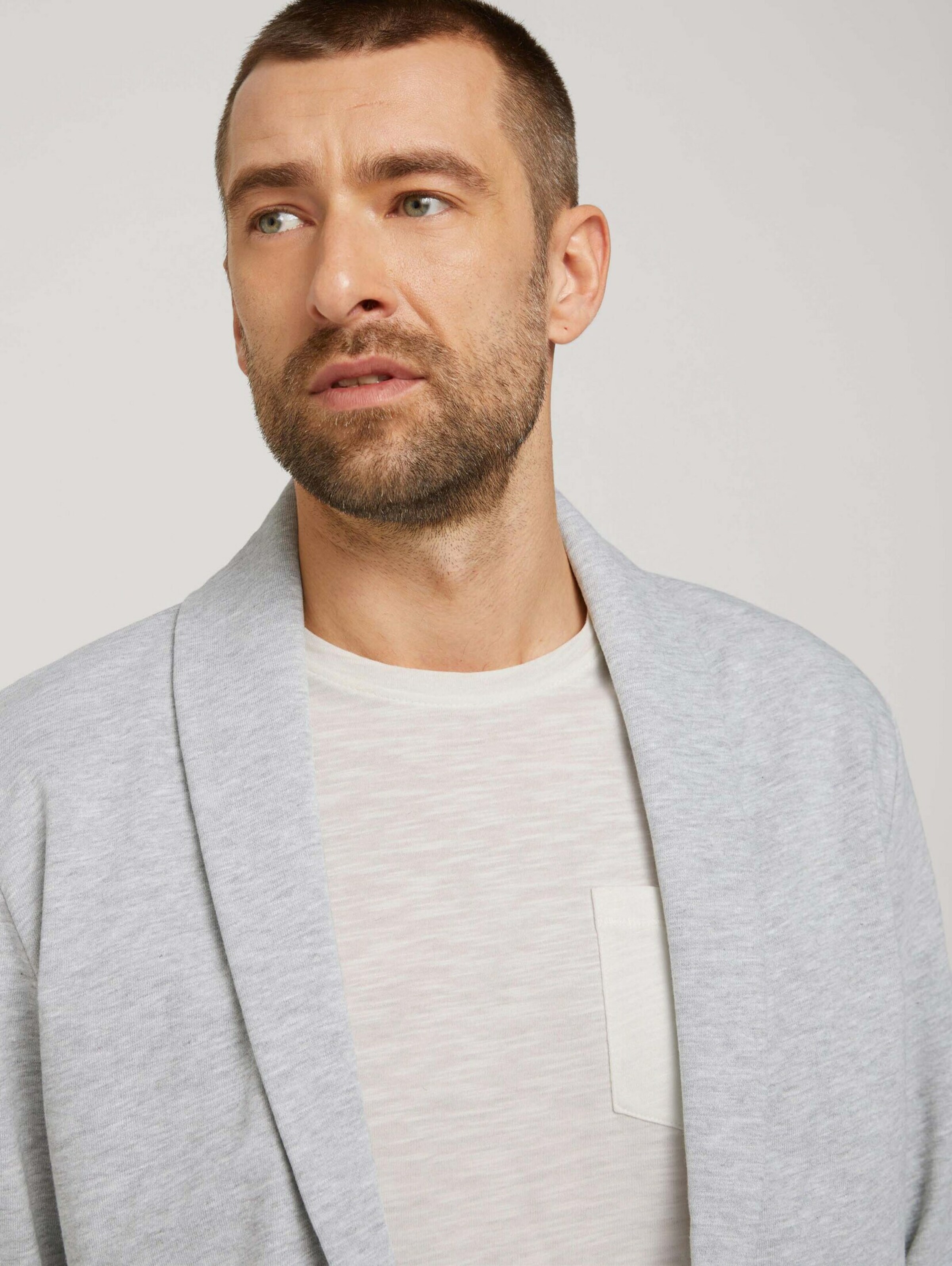 Männer Große Größen TOM TAILOR Strickjacke in Hellgrau - NU28772 Männer Große Größen TOM TAILOR Strickjacke in Hellgrau - NU28772