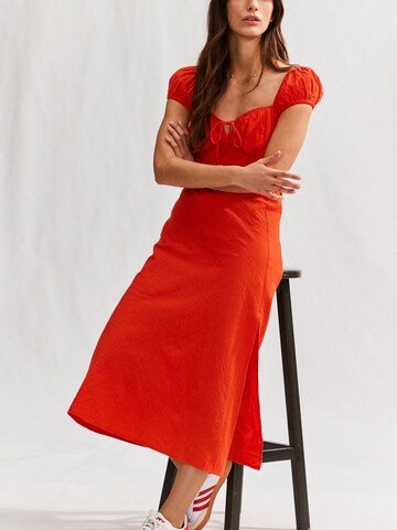 Next Zomerjurk in Rood