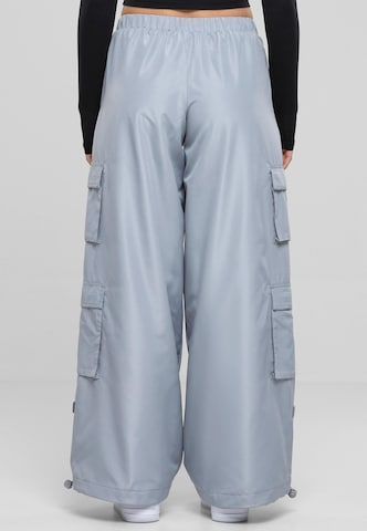 Wide leg Pantaloni cargo di Urban Classics in grigio