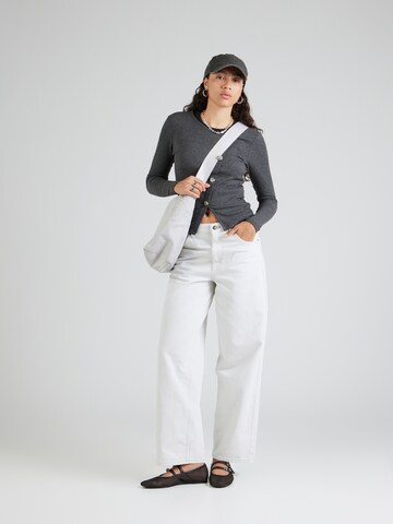 T-shirt 'JDYFREYA' JDY en gris