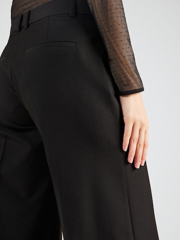Wide leg Pantaloni con piega frontale 'Tracy' di Twist & Tango in nero
