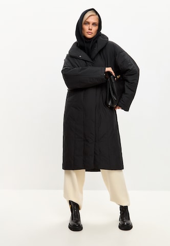 CESARE GASPARI Between-seasons coat in Black