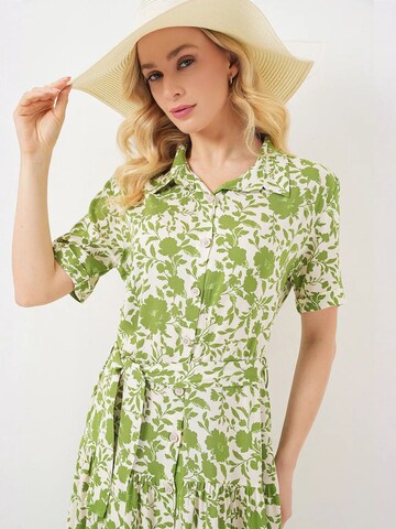 Hiccup - Vestidos camiseiros em verde
