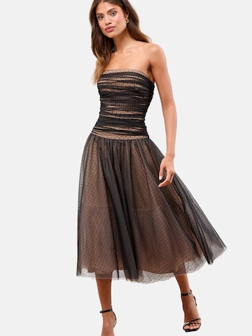 Lipsy Estélyi ruhák - fekete: elől