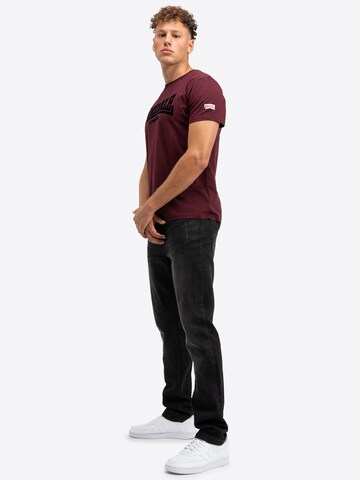 LONSDALE Футболка в Красный