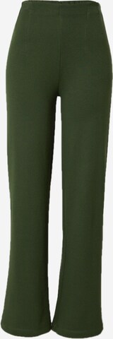 Loosefit Pantalon Nasty Gal en vert : devant