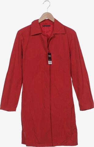 Sisley Jacket & Coat in M in Red: front
