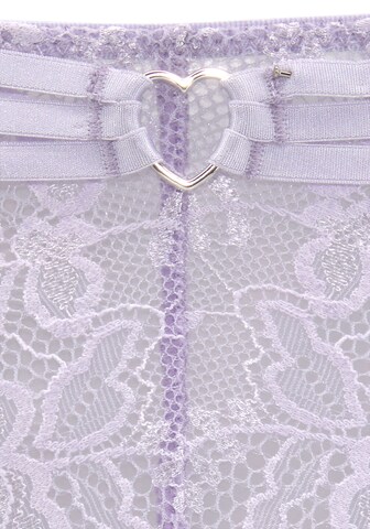 String VIVANCE en violet