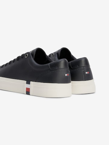 TOMMY HILFIGER - Zapatillas deportivas bajas en negro