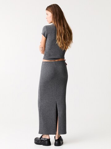 Pull&Bear Sukně – šedá