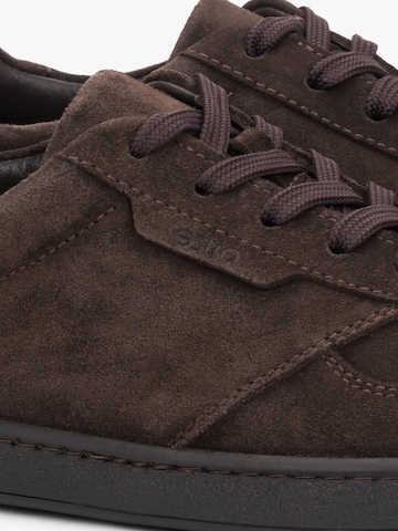 Estro Sneakers '09-3681' in Brown