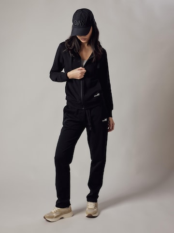 Felpa 'Felpa con Cappuccio e Zip' di OWN Off With Nature in nero