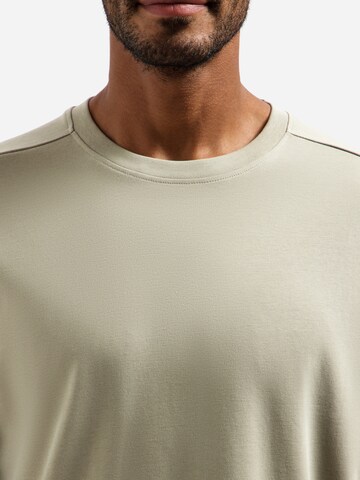 T-Shirt No Excess en gris