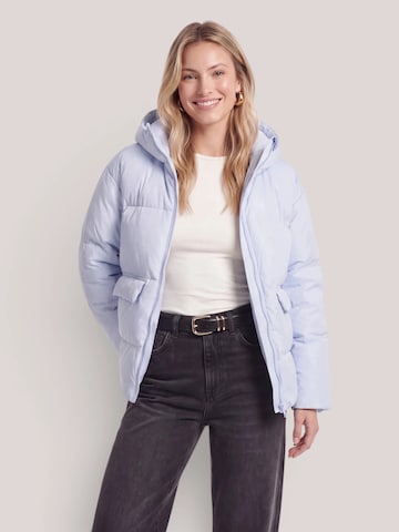 Tatiana Zidekova Between-Season Jacket in Blue: front