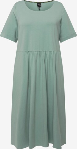 Ulla Popken Dress in Green: front