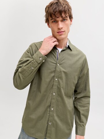 Regular fit Camicia di JACK & JONES in verde