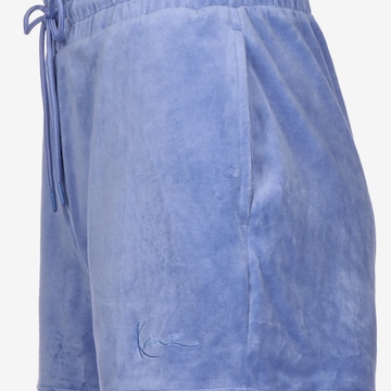 Karl Kani Normalny krój Spodnie w kolorze niebieski