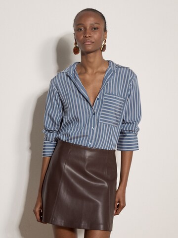 Apricot Oversized Stripe Shirt ' ' in Blau: Vorderseite