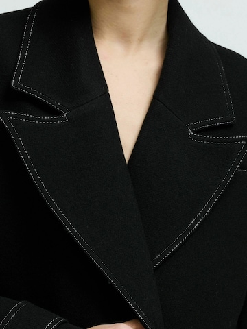 Cappotto di mezza stagione ' HelmaRS ' di Résumé in nero