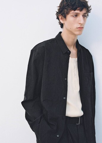 MANGO MAN Regular fit Button Up Shirt 'Acrux' in Black