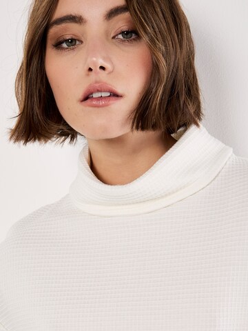 Pull-over Apricot en beige