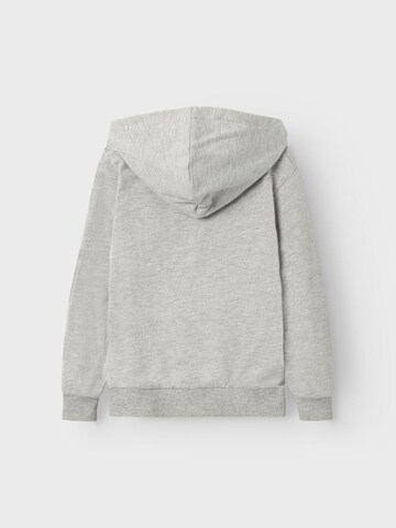 NAME IT Sweatshirt i grå