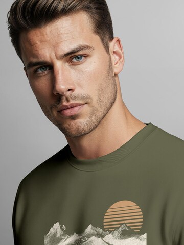 Neverless Sweatshirt 'Mountain' in Green