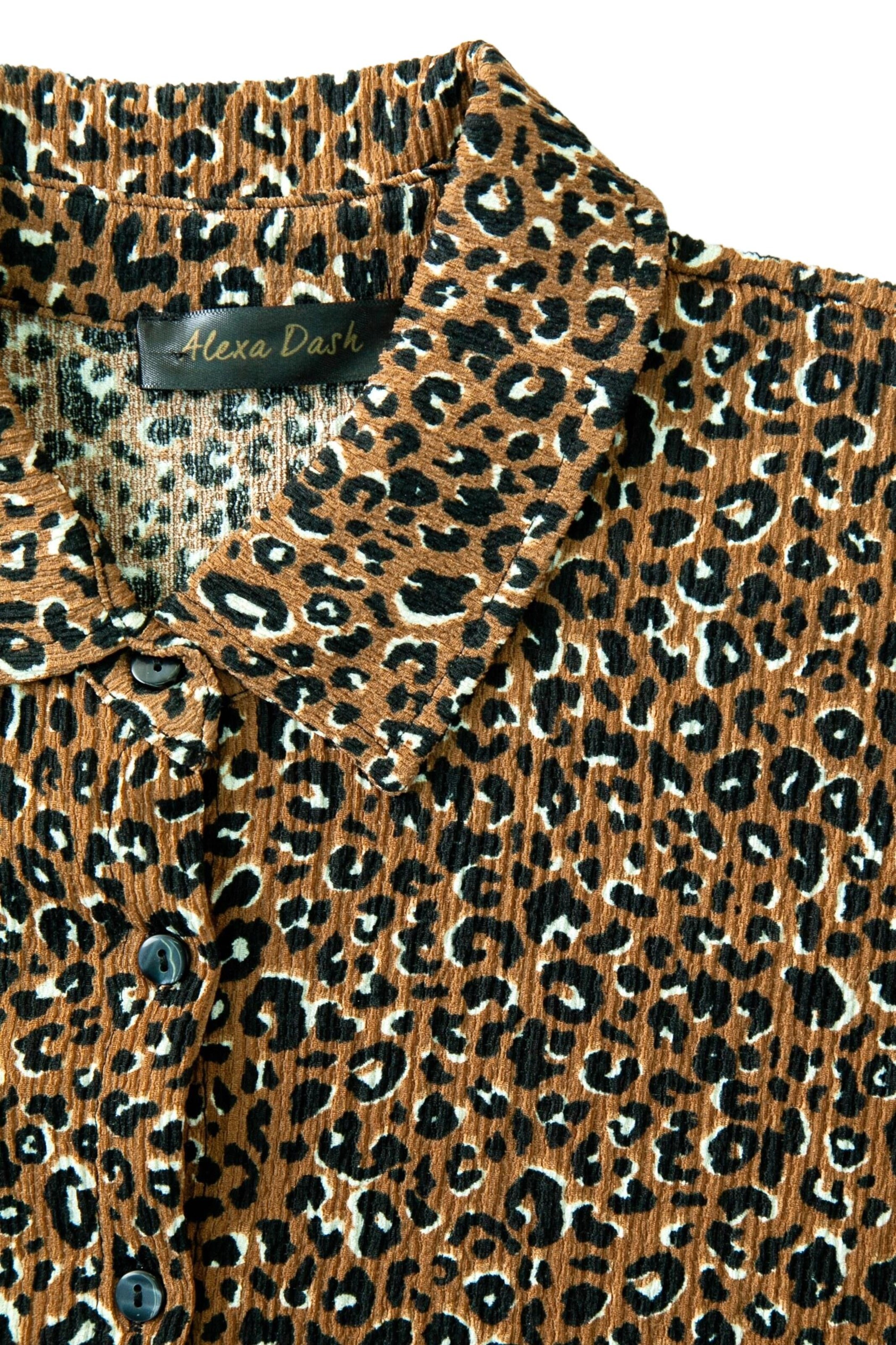 Alexa Dash Blouse in Brown
