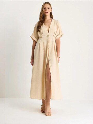 Abito di Bianco Lucci in beige