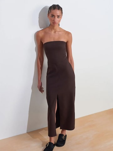 Robe Dilvin en marron