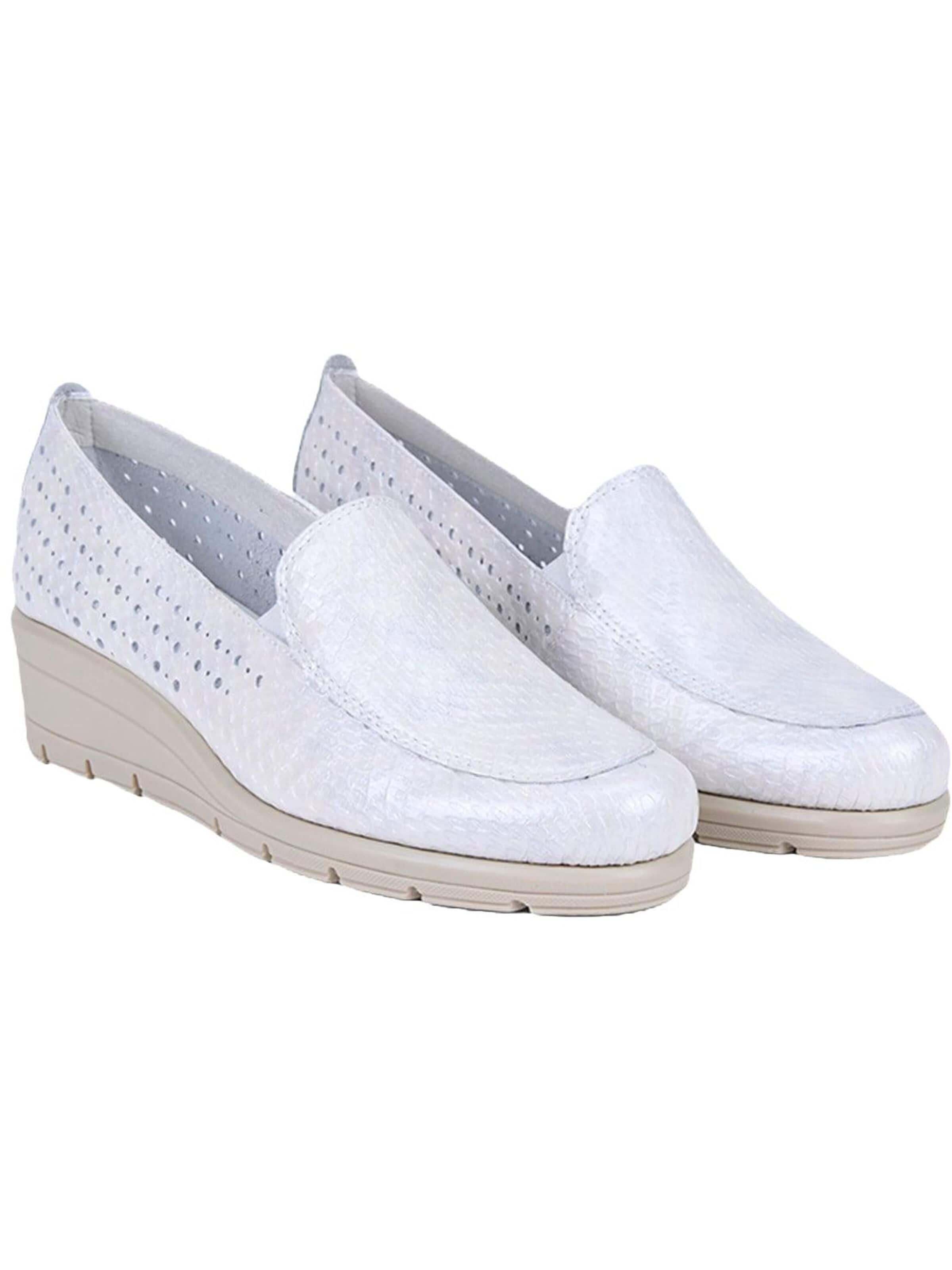Desa Lage schoen 'Niedrige Schuhe' in Wit: voorkant
