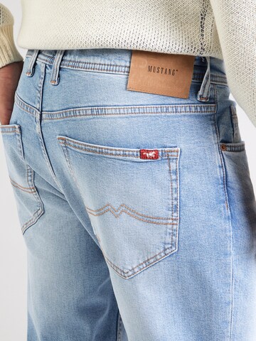 MUSTANG Liibuv Teksapüksid 'Oregon', värv sinine