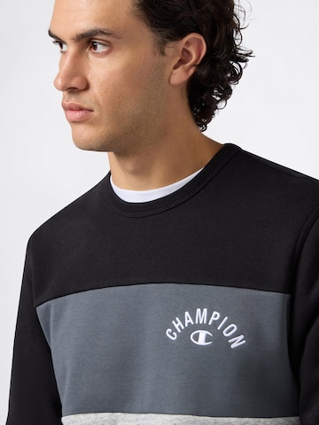 Felpa di Champion Authentic Athletic Apparel in nero