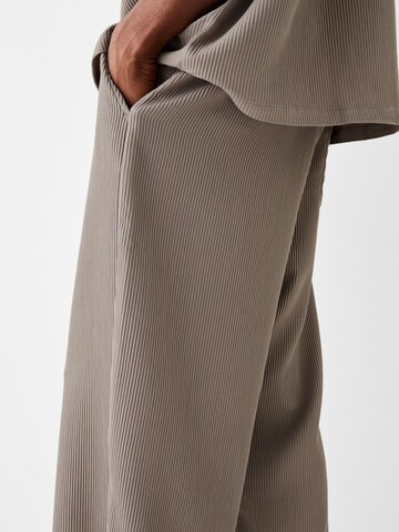 Bershka Wide leg Trousers in Grey