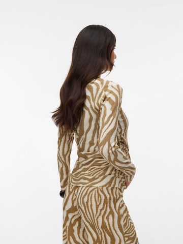 Vero Moda Maternity Shirt in Beige