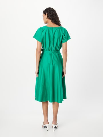 SWING Φόρεμα σε πράσινο