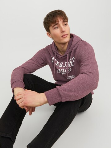 JACK & JONES Sweatshirt in Rot