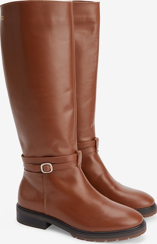 TOMMY HILFIGER Boots in Brown