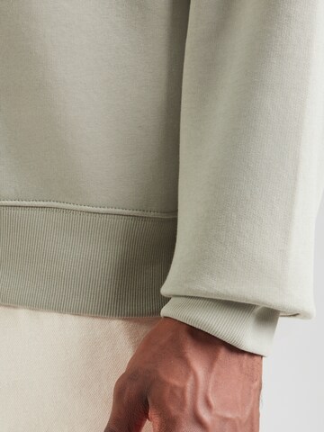 JACK & JONES Свитшот 'JJEStar' в Зеленый