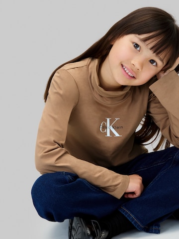 Calvin Klein Jeans - Camiseta en marrón