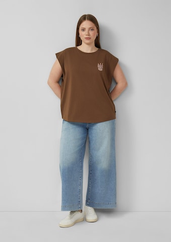 QS T-Shirt ' ' in Braun