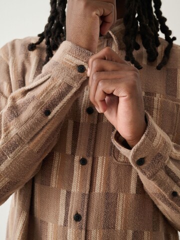 Next Regular Fit Hemd in Braun