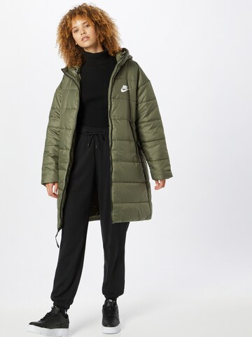 Nike Sportswear Winter Coat in Green