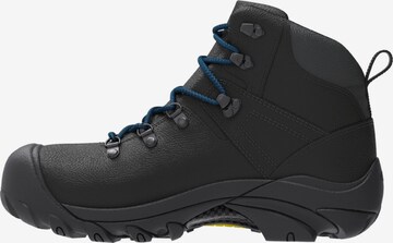 KEEN Boots in Black: front