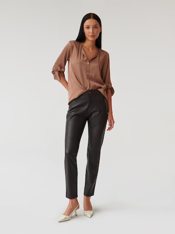 TATUUM - Slimfit Pantalón en marrón